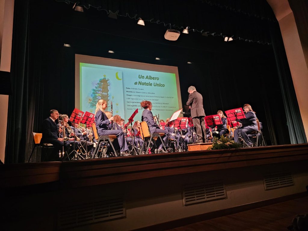 Foto: 23 Dicembre Concerto di Natale -Teatro Verdi di Maniago